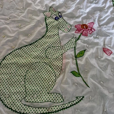 "De colección Raro Dinosaurio Bebé Manta Colgante en la Pared Reverso Edredón 38x48"" Aplique Verde" Foto 1 de 4