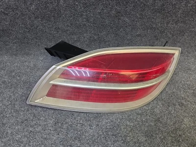CRACKED 2007 2008 2009 2010 SATURN SKY PASSENGER TAIL LIGHT LAMP TAILLIGHT  - Image 1 of 4
