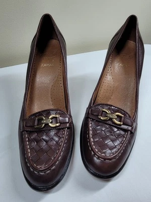 Zapatos de salón Oxford Circa Joan & David para mujer de cuero marrón talla 6M con hebilla de cadena Foto 1 de 4