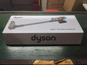 Dyson V15 Detect™ Absolute Cordless Vacuum Cleaner - Picture 1 of 1