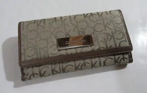 Calvin Klein Signature Jacquard Monogram CK Flap Wallet Khaki Brown NWT - Picture 1 of 8