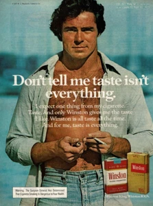 Anuncio impreso vintage 1977 Winston Filters Cigarettes Don't Tell Me Taste Man Chest - Imagen 1 de 2