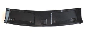 Volvo 262C Coupe Bertone Upholstered Front Striped Roof - Picture 1 of 5