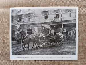 Die Ankunft von König Vittorio Emanuele III auf der Piazza della Borsa in Neapel 1905 - Bild 1 von 1