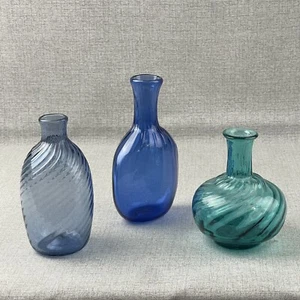 Hale Farm & Village Hand Blown Art Glass Early American Style Bottle Lot of 3 - Picture 1 of 17