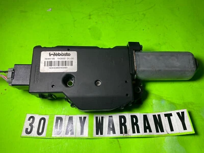 OEM 2013-2019 INFINITI M35H M37 M57 Q70 Q70L SUN ROOF MOON ROOF MOTOR - Image 1 of 4