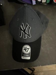 MLB NEW YORK YANKEES '47 MVP STRAPBACK HAT MENS BLACK WHITE - Picture 1 of 7