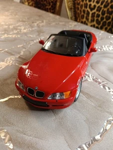 UT Models BMW Z3 Cabriolet Roadster 1:18 Modellauto Sammlerstück - Bild 1 von 18