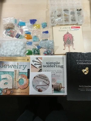 Libros, DVD sobre joyas para soldar, surtido de cuentas y metales base hallazgos Foto 1 de 4