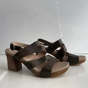 Dansko Ashlee Sandale schwarz oliv Leder Gr. 40 Absatz gestapelt Fesselriemchen - Bild 1 von 11