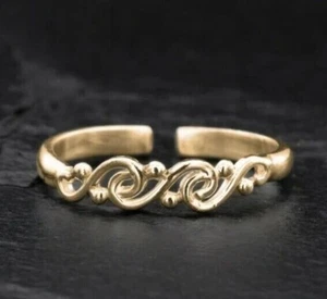 Ladies Floral Toe Ring Solid Metal 925 Sterling Silver 14k Yellow Gold Plated - Picture 1 of 4