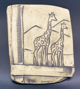 Hecho a mano Raku Studio cerámica jirafa colgante de pared Dori Kramer África Safari - Imagen 1 de 3