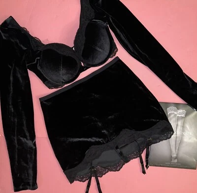 Victoria's Secret L 36C BRA SET+GARTER SKIRT VELVET velour BLACK Long-sleeve - Image 1 of 4