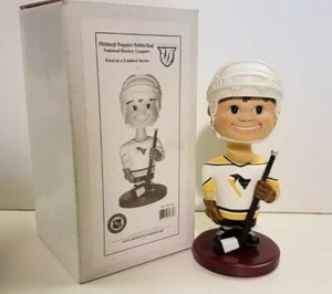 Pittsburgh Penguins Memory Co BOBBLEHEAD "ROBO" PENGUIN" NEW IN BOX 1ST SERIES - Picture 1 of 2