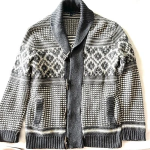 GAP Cardigan Mens Medium Fisherman Academic Toggle Grandpa Fair Isle - Picture 1 of 14