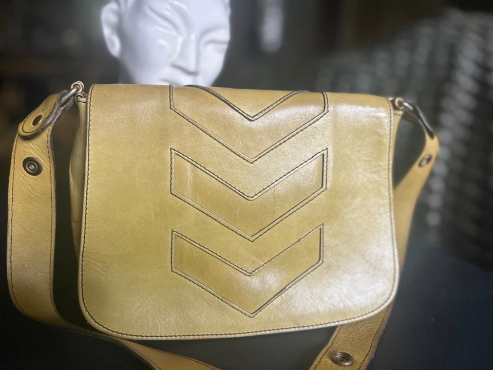 70s Flap Shoulder Bag Crouch & Fitzgerald Hippie Leather Green Chartreuse  ITALY - Image 1 of 4