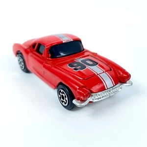 Chevy Corvette 1979 Kidco 1957 rojo rayas plateadas #90 coche de carreras capó abierto Macao - Imagen 1 de 15
