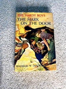 Old HARDY BOYS MYSTERY STORIES MARK ON THE DOOR Book 1934 FRANKLIN W. DIXON DJ - Bild 1 von 5