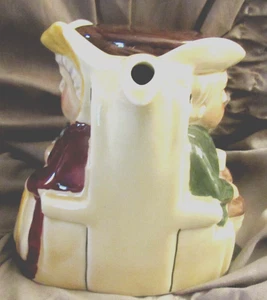 VERSCHIEDENE 2 Figuren TEEKANNE, STAFFORDSHIRE ENGLAND 'Darby & Joan' MIT Holzdeckel - Bild 1 von 7