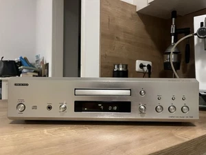 Onkyo CD-Player DX-7555 - Bild 1 von 7