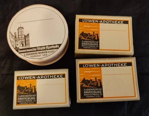 4 alte Apotheker Schachteln - alte Arznei Boxen 3 x Löwen 1 x Stadt- Apotheke - Bild 1 von 8