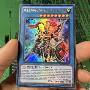 Black Luster Soldier - Super Soldier DOCS-EN042 Ultra Raro 1ª Edición Yugioh - Imagen 1 de 7