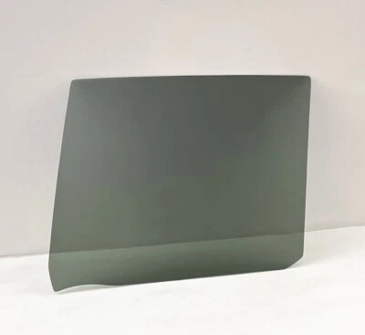 Fits 2001-2005 Toyota RAV4 Driver Side Left Rear Door Window Glass Privacy - Imagem 1 de 4