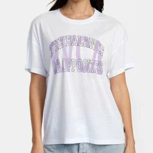 RVCA Women's Oversized S/S T-Shirt BALANCE TECH - White - Medium/10 - NWT - Picture 1 of 4
