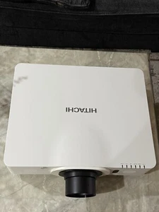 Hitachi CP-WU8450 LCD-Projektor WUXGA (1920 x 1200) 5000 Lumen - Bild 1 von 10