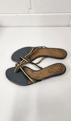 Cole Haan Rosemary Wome 皮革中跟鞋丁字鞋凉鞋 9.5B 码 Cpr/Gld/Blk — 第 1/4 张图片