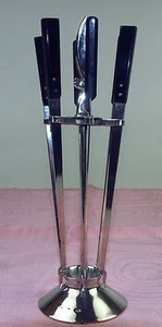 JUEGO DE 6 PINCHOS APERITIVO Y BASE. PERFORADO PLATEADO. ANILLOS. ESPAÑA.CIRCA 1950 - Imagen 1 de 1