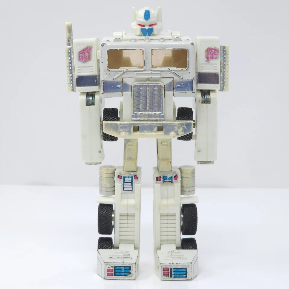 Transformers G1 Ultra Magnus Figure - White Prime Cab Only - 1986 Vintage - Image 1 of 4