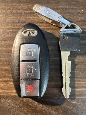 OEM 2005-2008 INFINITI FX35 FX45 SMART KEY REMOTE KEYLESS ENTRY FOB CWTWBU619 - Image 1 of 3