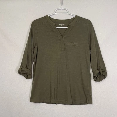 North Crest Shirt Womens Medium Green V-Neck Knit Half Length Roll Tab Sleeves - Image 1 of 4