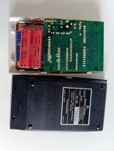 Calculatrice Commodore 9R-25 - Photo 1/7