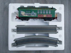 Hawthorne Village Thomas Kinkade Christmas Express Trayendo a Casa El Árbol Coche - Imagen 1 de 3