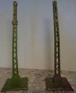 2 1924-42 VINTAGE LIONEL #068 O GAUGE WARNING SIGNALS MISSING WARNING SIGN - Picture 1 of 3