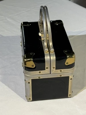 Estuche Tren DE COLECCIÓN Delill Negro Con Borde Dorado Metal Charol Años 50’s, 1960 Foto 1 de 4