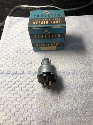 Новый из старых запасов выключатель зажигания UCL10 60-64 Chrysler 60-65 Plymouth Imperial Dart 2497158 - Изображение 1 из 4