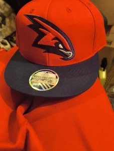 Atlanta Hawks Adidas NBA Throwback Logo 2-Tone 210 Fitted Cap (6 7/8-7 1/4) Hat - Picture 1 of 3