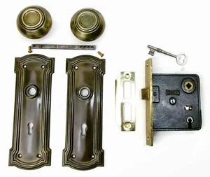 Antique Door Set Victorian / Eastlake Backplate Knob Mortise Lock Key Reclaimed - Picture 1 of 10