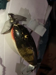 Vintage Creek Chub Injured Minnow (Type?) Glass Eyes, Wood - Bild 1 von 4