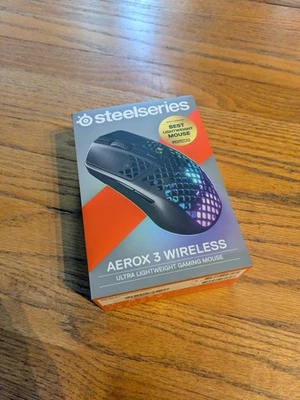 Ratón óptico inalámbrico para juegos SteelSeries Aerox 3 - Edición Onyx 2022 Foto 1 de 4