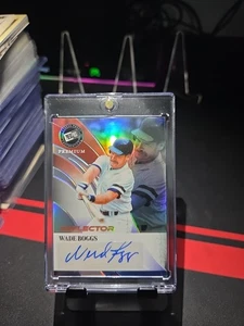 2024 Leaf PressPass Premium Refractor Wade Boggs Auto 1/1 - Picture 1 of 2
