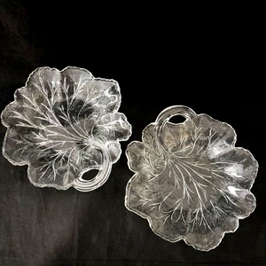 Set of 2 Vintage Indiana Glass Pebble Leaf Plates Dishes Clear with Handles 8" - Picture 1 of 5