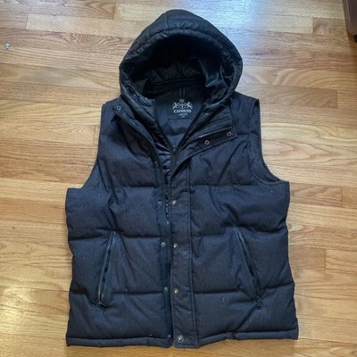 Chaleco acolchado aislante con cremallera completa a rayas gris grande Express Brand para hombre Foto 1 de 4