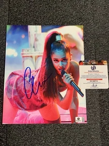 ARIANA GRANDE SIGNED 8x10 PHOTO WICKED SAM & CAT POP GAI GA CERT JSA BAS ACOA - Picture 1 of 3