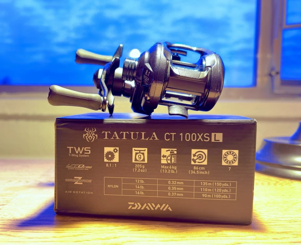 Carrete de pesca Daiwa Tatula CT 8.1:1 para mano izquierda cebo fundición 100XS lo sacó dos veces Foto 1 de 4