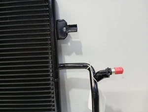 8D0260403 radiateur condenseur clim pour AUDI A4 BERLINA (B5) 1994 417683 - Picture 1 of 6
