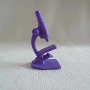 NUOVO! Barbie Stacie 2021 bambola scoperta spazio camera da letto playset viola microscopio - Foto 1 di 1